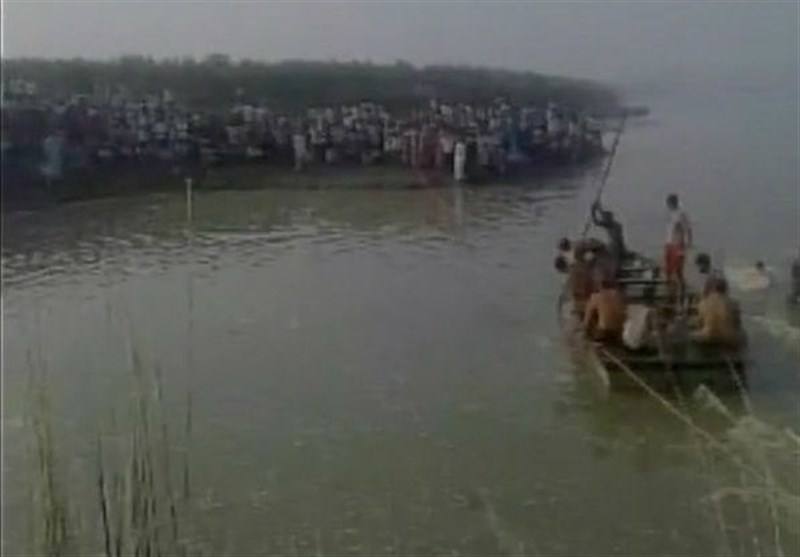 واژگونی یک قایق جان 6 کودک هندی را گرفت