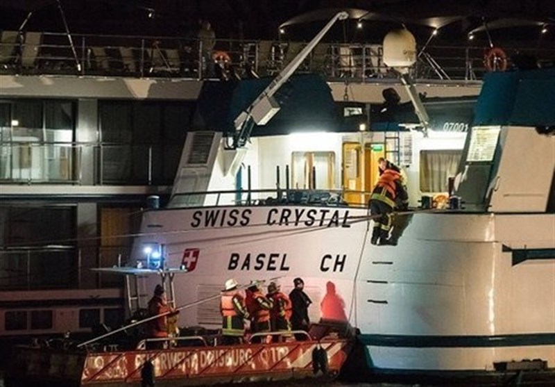27 Injured after Swiss Cruise Ship Hits Rhine River Bridge Pylon