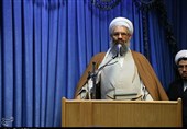 امام جمعه اهر: مسئولان برای تقویت بنیههای اعتقادی جوانان و حفظ روحیه انقلابی مردم تلاش کنند