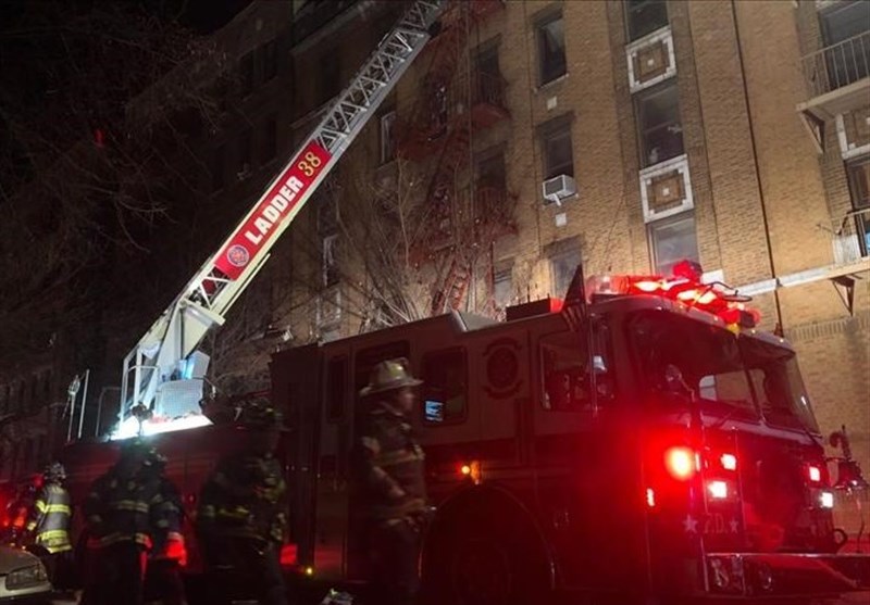 کشته شدن 12 نفر در آتش سوزی آپارتمانی در نیویورک+عکس