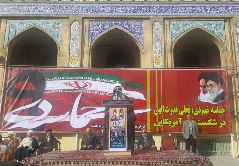 ملت ایران در زیر سایه ولایت و وحدت در مقابل فتنه‌گران سال 88 ایستادند