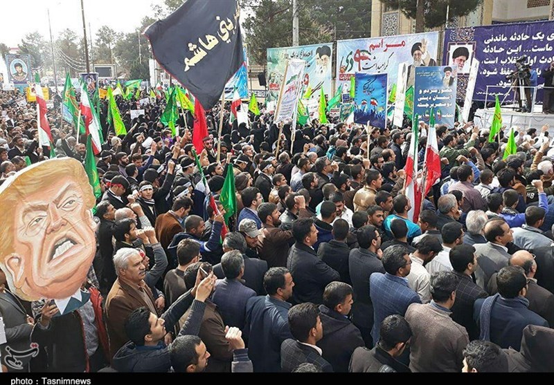 محل راهپیمایی مردمی یوم الله 9 دی در نقاط مختلف استان کرمان اعلام شد