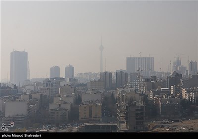  وضعیت هوای تهران ۱۴۰۲/۱۱/۰۲؛ تنفس هوای "ناسالم برای گروه‌های حساس" برای پنجمین روز متوالی 