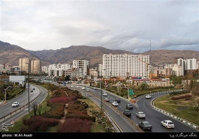 محله ازگل از شمال به كو ههاي البرز منتهی می شود