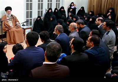 دیدار جمعی از خانواده‌های شهدا با رهبر معظم انقلاب