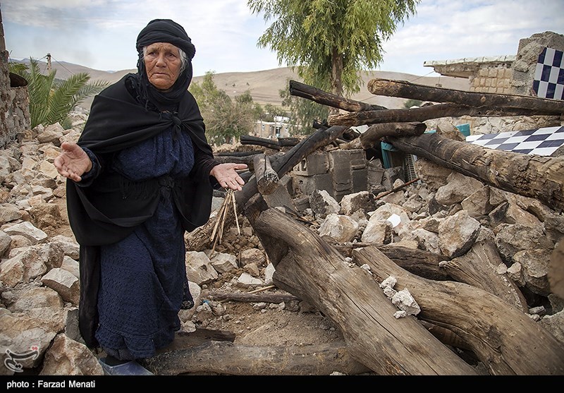 آغاز دومین توزیع بسته یک‌ماهه غذایی زلزله‌زدگان غرب ایران