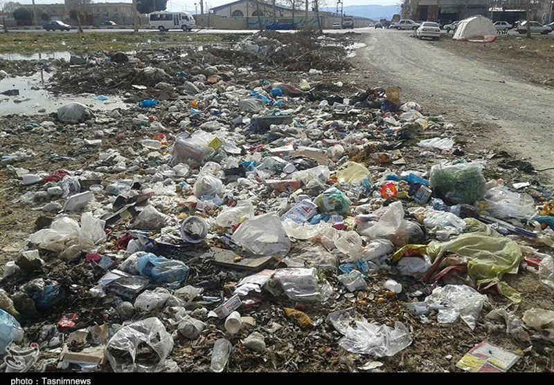 کردستان| زباله‌های بی‌سطل؛ مردم می‌گویند نیست، شهردار می‌گوید هست