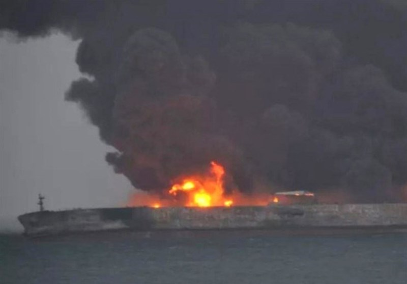 32 Missing after Iranian Tanker, Bulk Freight Collide in East China Sea