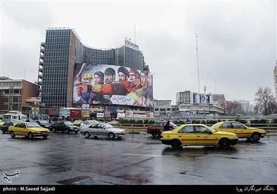 تہران میں بارش کے بعد خوشگوار موسم