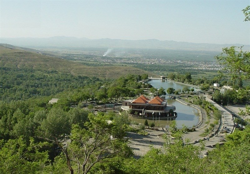 Abbas Abad Hill: An Attraction of Iran&apos;s Hamedan