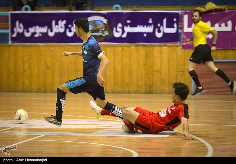 لیگ برتر فوتسال| پیروزی میزبان‌ها در 3 بازی و تساوی مقاومت و آذرخش در قرچک