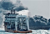 نفتکش ایرانی در آستانه غرق شدن +فیلم