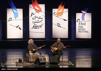 گروه ارکان اوگر از ترکیه در چهارمین شب سی‌وسومین جشنواره موسیقی فجر