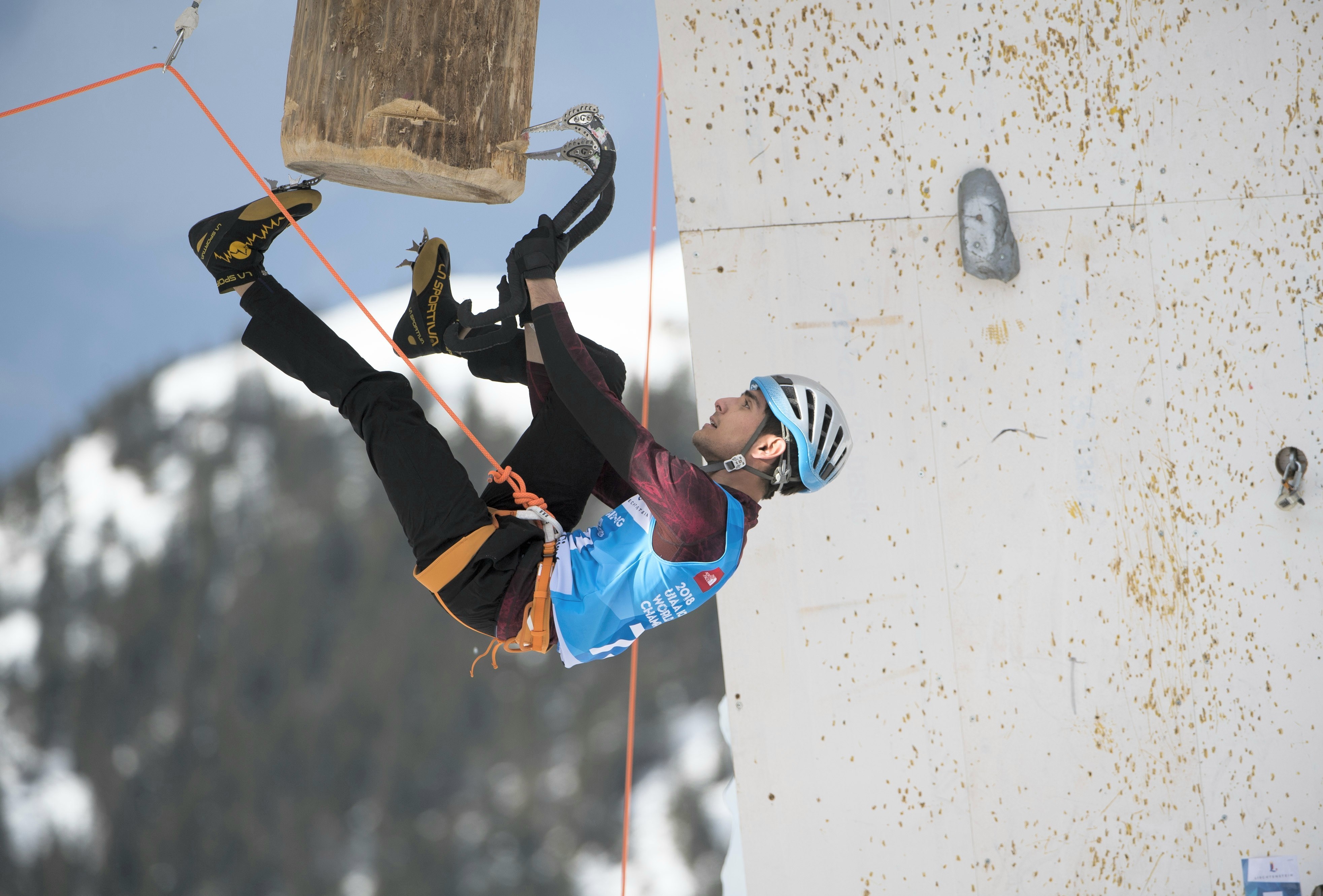 Iran’s Safdarian Advances to Ice Climbing World Cup Final