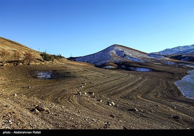 کاهش سطح آب سد اکباتان - همدان