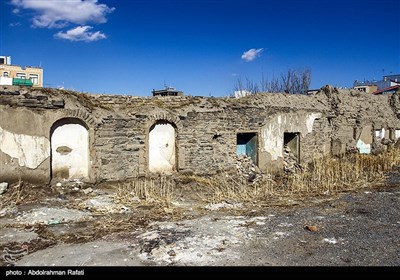 تخریب سه خانه قدیمی در محله کبابیان همدان