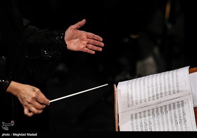 اجرای ارکستر نغمه باران در هفتمین شب سی‌وسومین جشنواره موسیقی فجر