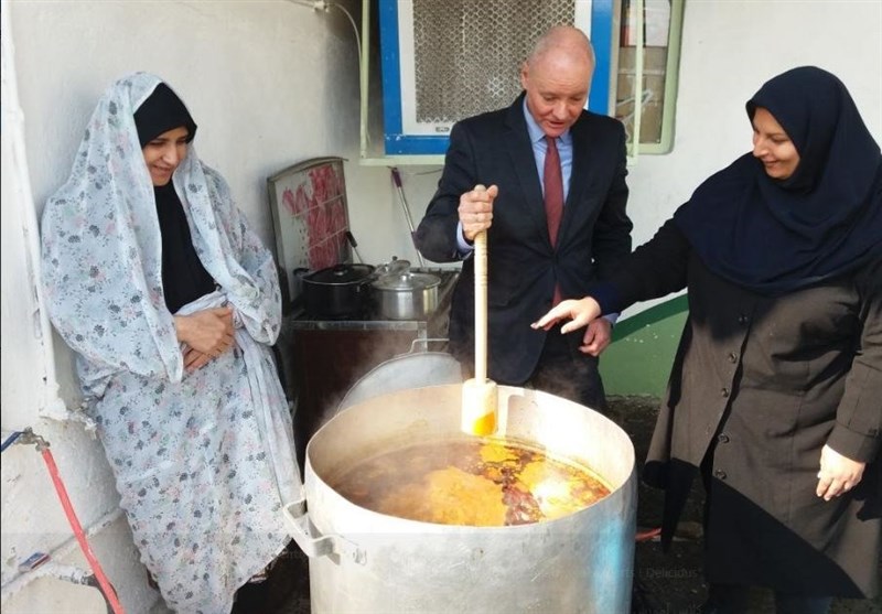 کلاس آشپزی آبگوشت برای سفیر آلمان در ایران + عکس