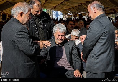 People Commemorate Iranian Firemen Killed in Plasco Building Collapse