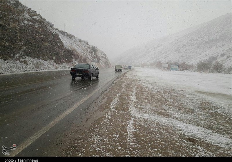 برف،‌ باران و مه در 15 استان کشور