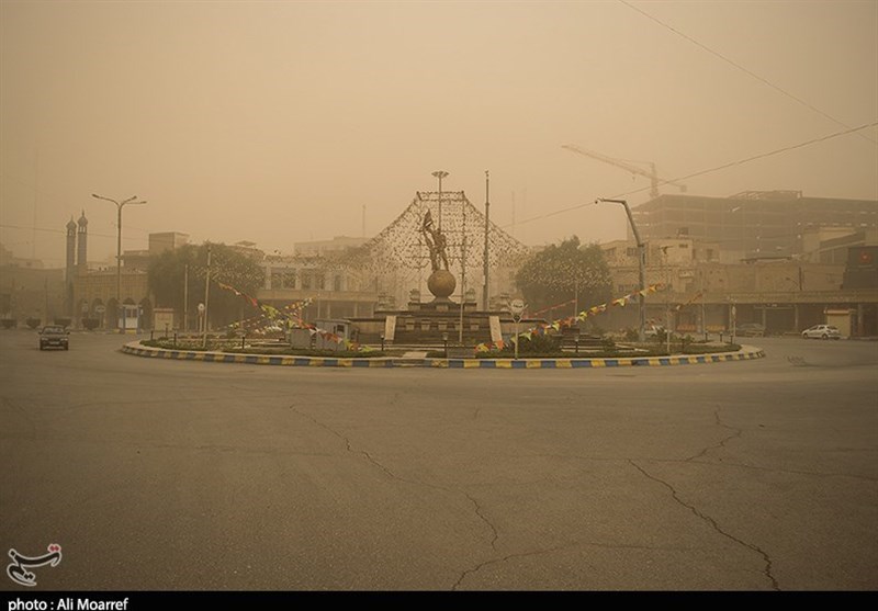 خوزستان|ریزگردها ادارات ایذه را تعطیل کرد