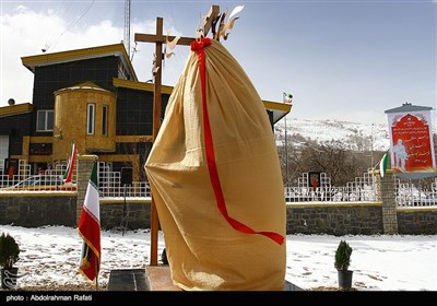 رونمایی از تندیس فرشته نجات در همدان