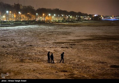 بارش برف در اصفهان