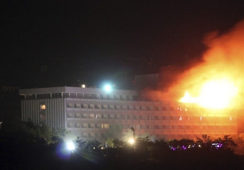 گمانه‌زنی‌ها درباره خروج سفیر آمریکا از هتل «اینترکانتیننتال» پیش از حمله مهاجمان انتحاری