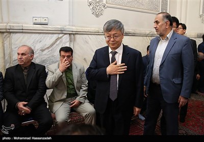 پانگ سن سفیر چین در ایران در مراسم بزرگداشت جانباختگان نفتکش سانچی