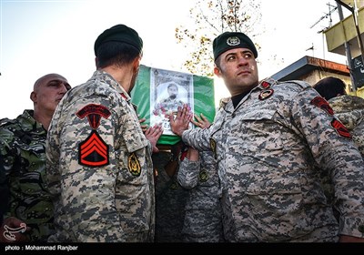 تشییع شهید بیژن زارع تکاور نیروی دریایی ارتش در انزلی
