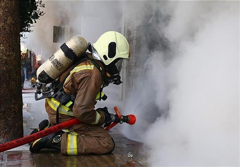 سوختگی شدید 3 نفر در میان زبانه‌های آتش منزل مسکونی