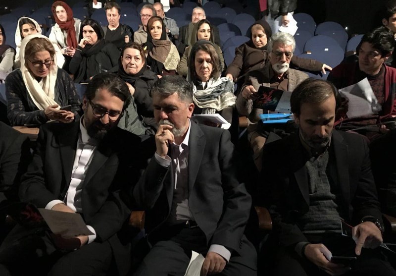 وزیر ارشاد در جمع خبرنگاران از سلامت تئاتر گفت