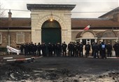 French Prison Guards Block Prison amid First Trial Linked to 2015 Paris Attack