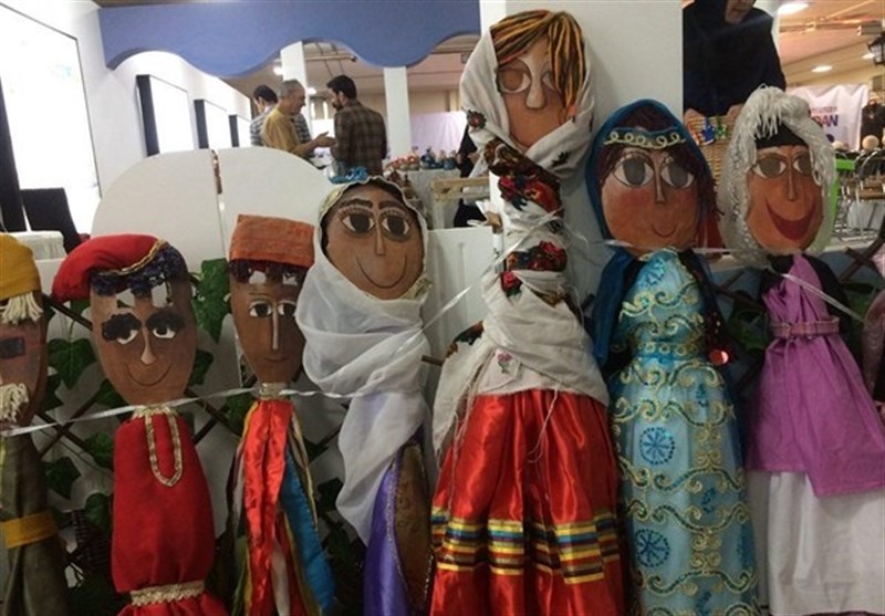 موزه قاشق‌های عروسکی به اندازه یک چمدان + تصاویر