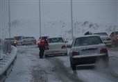 نگرانی روستانشینان لاریجان در فصل برف و بوران/ جاده‌هایی که با نخستین بارش مسدود می‌شود
