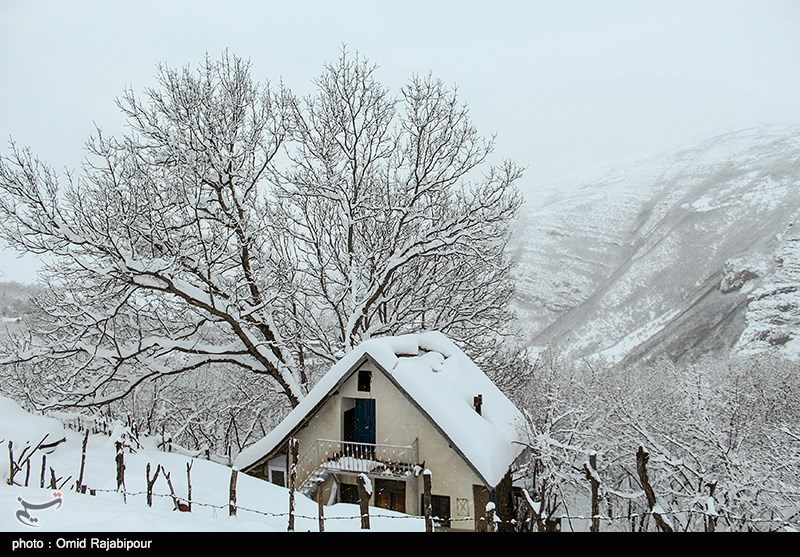 الثلوج تغطی معظم المناطق فی ایران+صور
