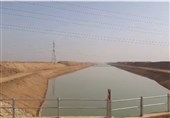 فیلم/ انتقال آب کارون به اراضی مُرده خوزستان با کانال 47 کلیومتری