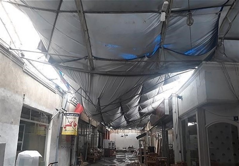 ریزش سقف پاساژی در یافت‌آباد به علت سنگینی برف + تصاویر
