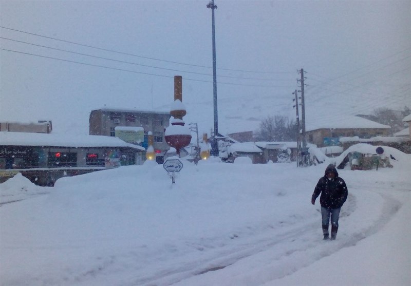 404 روستای دلفان در محاصره برف قرار دارد