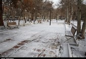 اردبیل|بارش برف خاطرات تلخ و شیرینی را برای اردبیلی‌ها رقم زد+فیلم