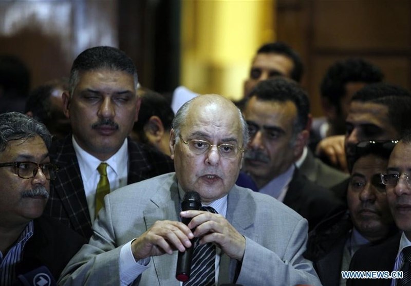 Party Leader Submits Candidacy Papers for Egypt&apos;s Presidential Elections