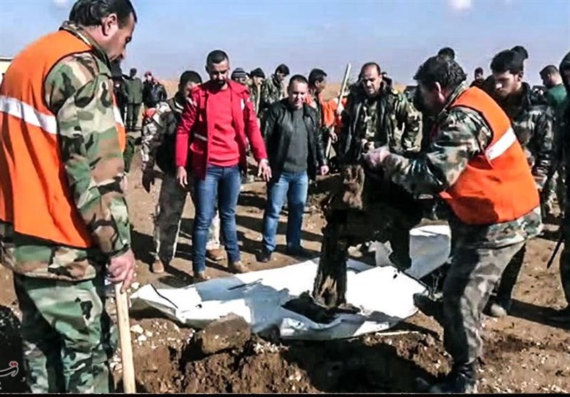 Syrian Forces Unearth Three Mass Graves in Idlib (+Photos)
