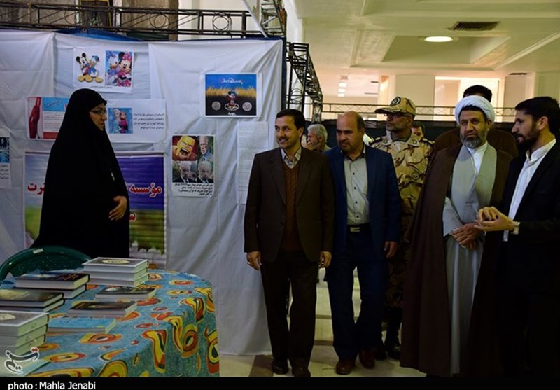 افتتاح نمایشگاه بزرگ قرآن و عترت استان کرمان به روایت تصویر