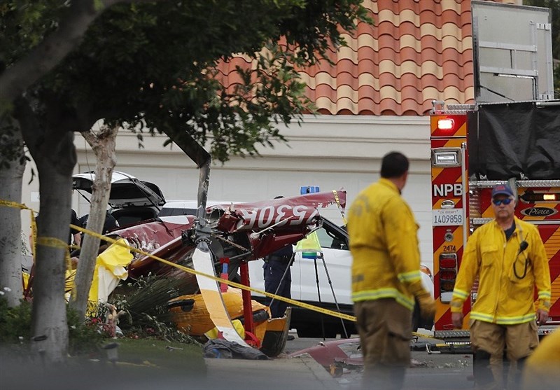 سقوط بالگرد بر سقف خانه در کالیفرنیا 3 کشته برجای گذاشت + عکس