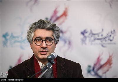 میلاد موحدی آهنگسار در نشست خبری فیلم کامیون - سی‌وششمین جشنواره فیلم فجر