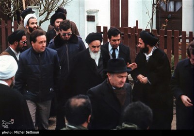 Iran's 1979 Islamic Revolution in Photos