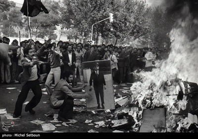 Iran's 1979 Islamic Revolution in Photos