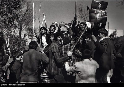 انقلاب اسلامی ایران به روایت تصویر