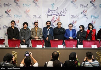 نشست خبری فیلم شعله‌ور - سی‌وششمین جشنواره فیلم فجر