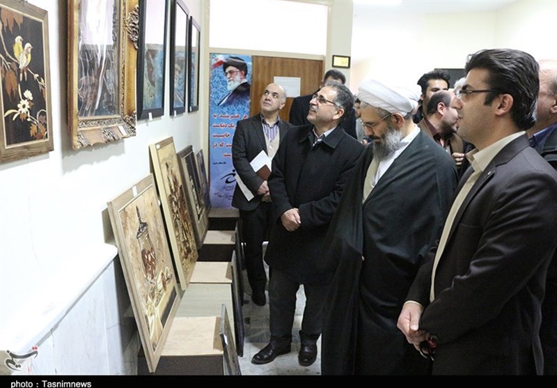 تبریز| برگزاری نمایشگاه هنرهای تجسمی در شهرستان اهر به روایت تصویر